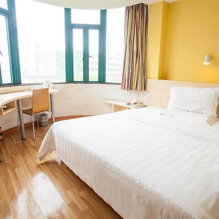 7Days Inn Premium Guangzhou Tianhe West Tiyu Road Subway Station Quarto foto