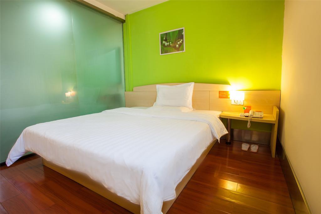 7Days Inn Premium Guangzhou Tianhe West Tiyu Road Subway Station Quarto foto
