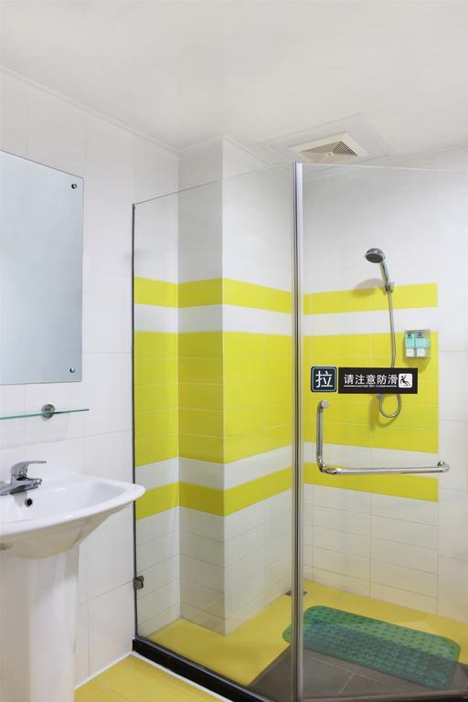 7Days Inn Premium Guangzhou Tianhe West Tiyu Road Subway Station Quarto foto