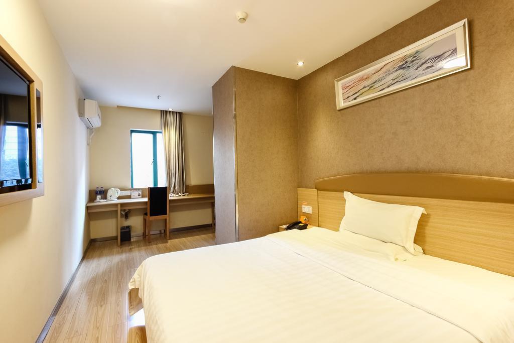 7Days Inn Premium Guangzhou Tianhe West Tiyu Road Subway Station Exterior foto